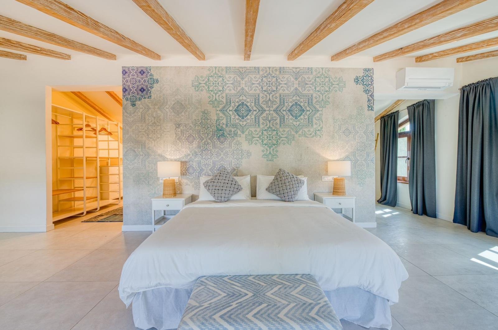 Villa 5 bed Palmanova 12