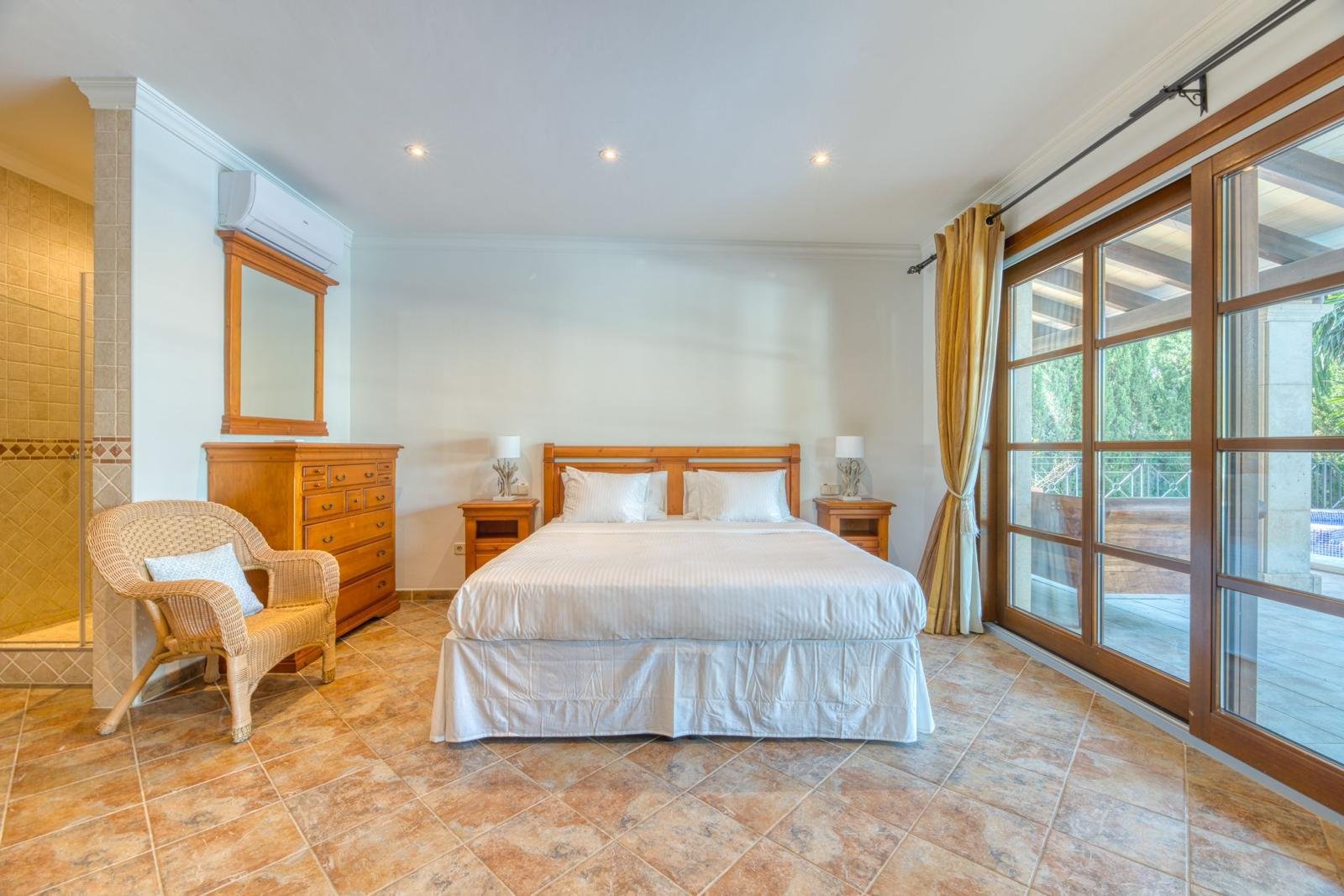 Villa 5 bed Palmanova 16