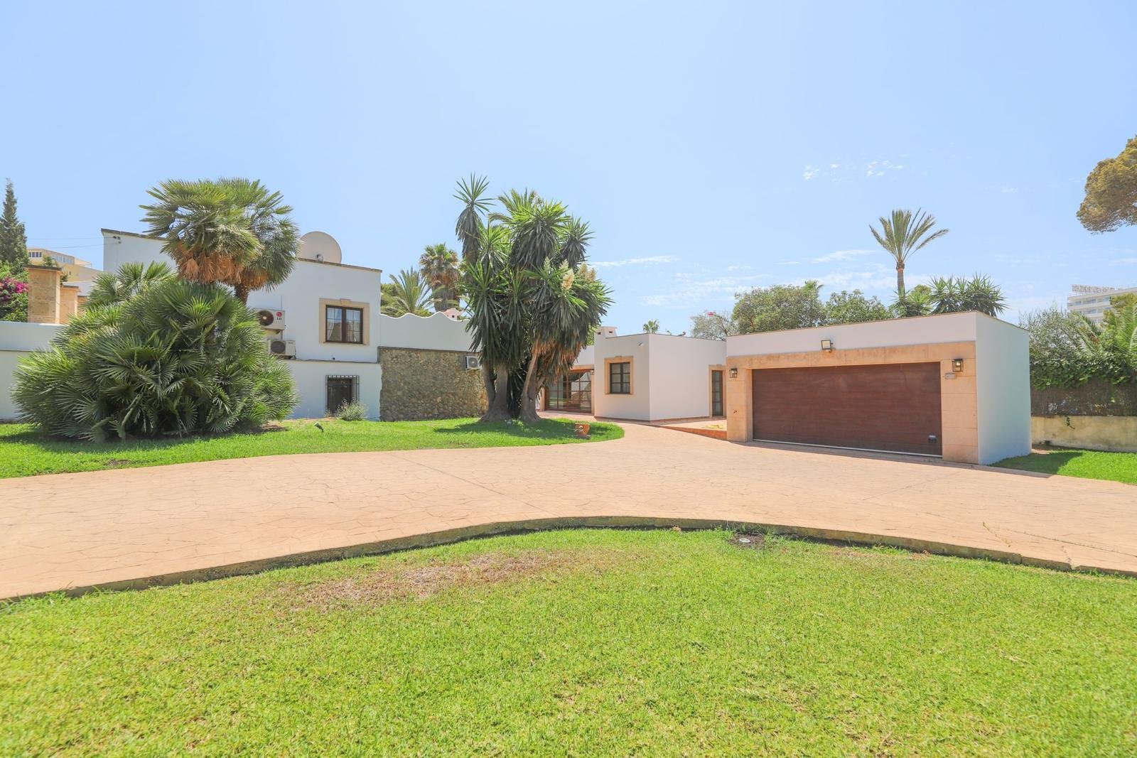 Villa 5 bed Palmanova 3